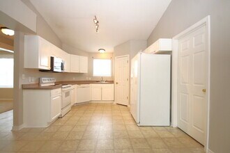 127 Tobago Ct in Pensacola, FL - Building Photo - Building Photo