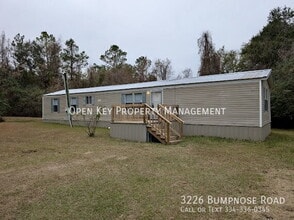 3226 Bump Nose Rd in Marianna, FL - Building Photo - Building Photo