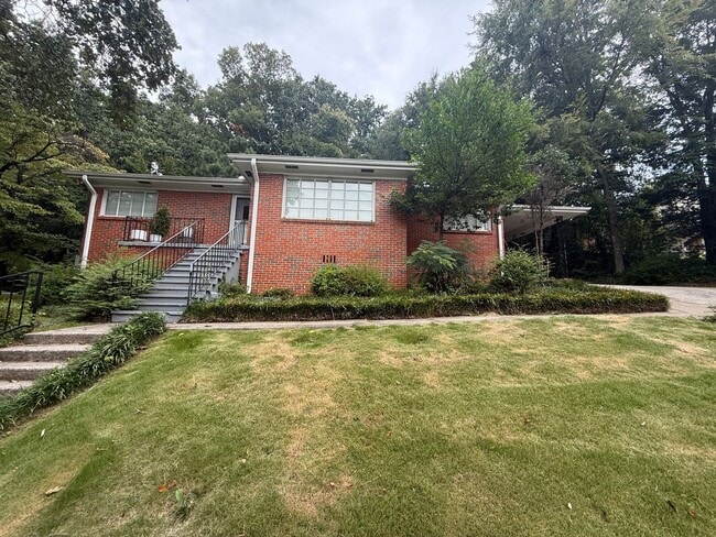 property at 1144 Del Ray Dr