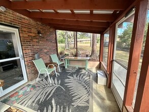 923 Abbiegail Dr in Tallahassee, FL - Foto de edificio - Building Photo