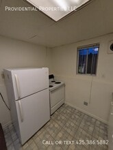 2468 S College St in Seattle, WA - Building Photo - Building Photo