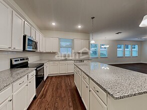 413 Crestrun Loop in Leesburg, FL - Building Photo - Building Photo