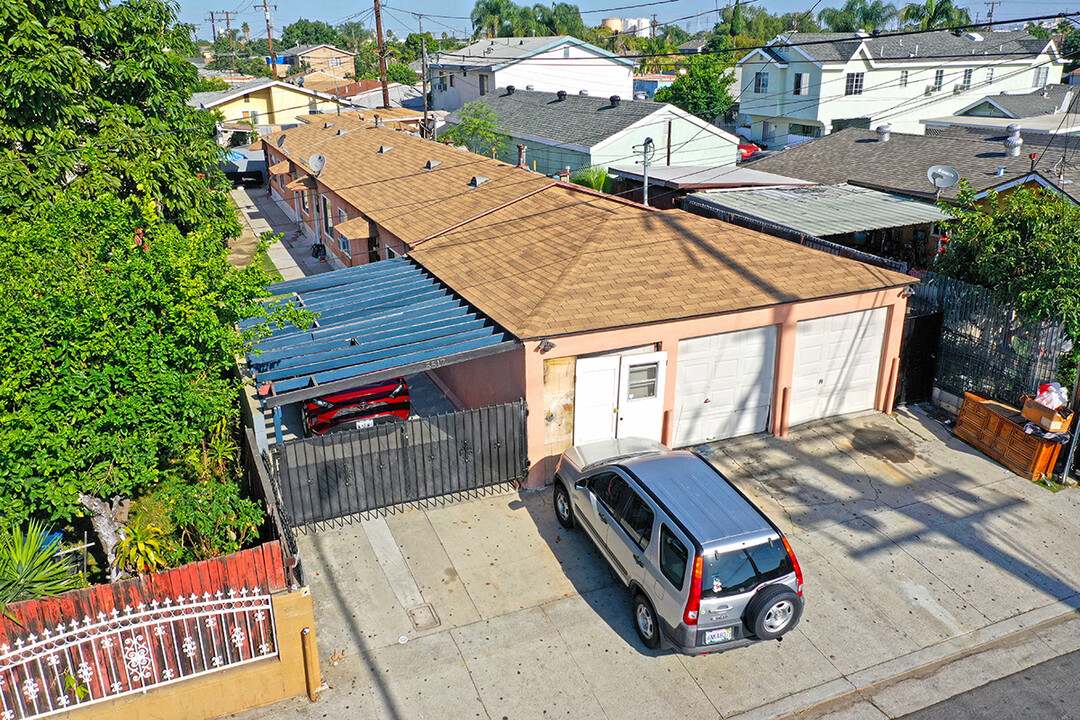 5517 Loma Vista Ave in Maywood, CA - Building Photo