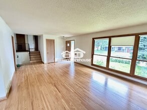 3813 W 60th St in Edina, MN - Building Photo - Building Photo