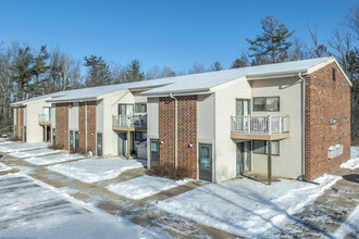 Forest View Apartments in Stevens Point, WI - Foto de edificio - Building Photo