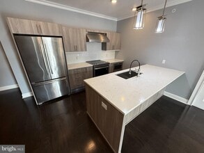 200 N Sycamore St in Newtown, PA - Building Photo - Building Photo