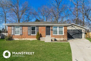 3901 Smallboat Ct in Louisville, KY - Building Photo