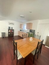 7001 Sherwood Ave, Unit Unit 2 in Anchorage, AK - Building Photo - Building Photo