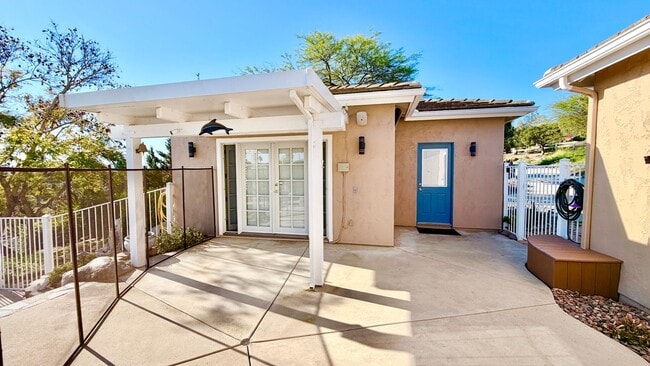 444 Futurity Ln in Fallbrook, CA - Building Photo - Building Photo