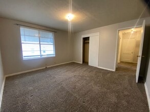 221 N Pesotum Ave in Shawnee, OK - Building Photo - Building Photo