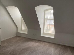 2635 Marilee Ln in Houston, TX - Building Photo - Building Photo