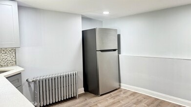 7 Beacon Ave in Jersey City, NJ - Building Photo - Building Photo