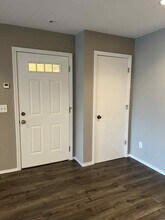 1645 NE Grandview Blvd, Unit A in Keyport, WA - Building Photo - Building Photo