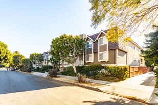 Residential Condominium in Los Angeles, CA - Building Photo