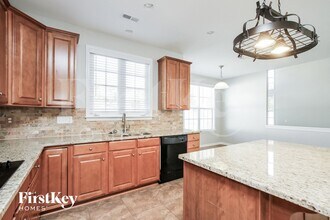 813 Pinkney Pl in Stanley, NC - Building Photo - Building Photo