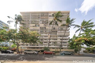 419 Keoniana St in Honolulu, HI - Building Photo - Building Photo