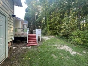 5110 Raleigh Rd in Benson, NC - Building Photo - Building Photo