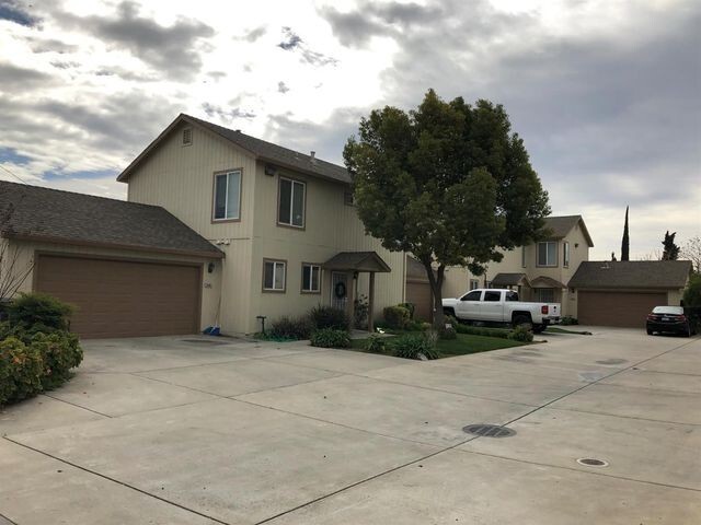 property at 2840 Stanislaus St