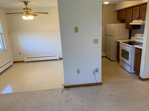 28 North St in Camillus, NY - Building Photo - Building Photo