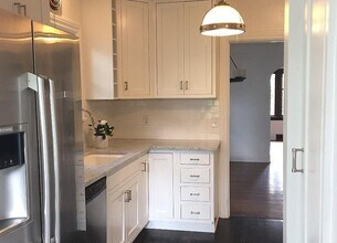 2427 E McGraw St in Seattle, WA - Building Photo - Building Photo