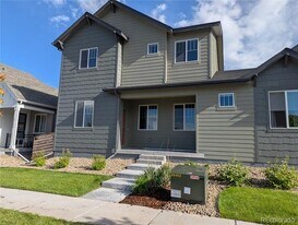 6175 McKinnon Ct in Timnath, CO - Building Photo