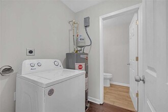 1948 Detroit Ave NW in Atlanta, GA - Building Photo - Building Photo