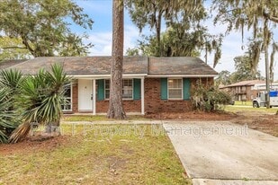 5209 Jasmine Ave in Savannah, GA - Building Photo