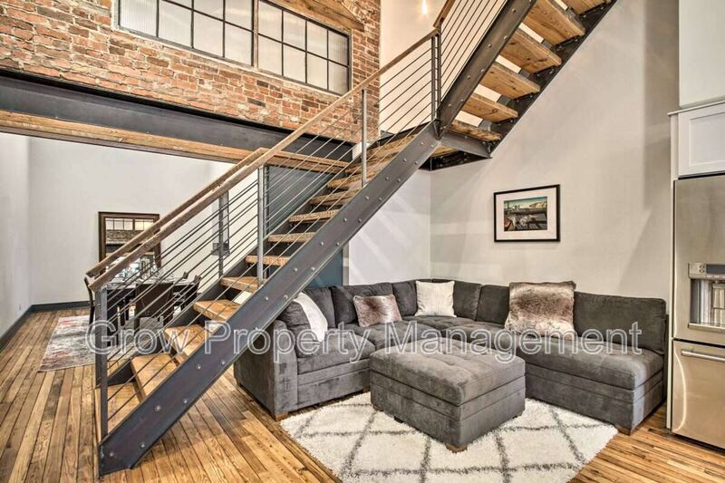 2128 E Firth St in Philadelphia, PA - Building Photo