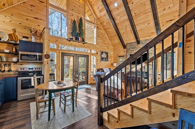 property at P94C95 Rogers