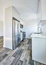 1333 W 36th Pl in Los Angeles, CA - Building Photo - Building Photo