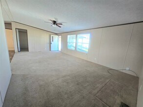 195 Rd 5255 in Cleveland, TX - Building Photo - Building Photo