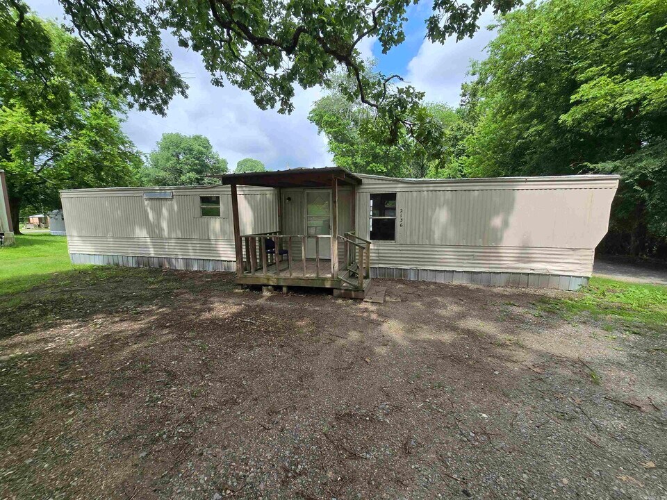 2136 Cliffwood Rd in Little Rock, AR - Building Photo