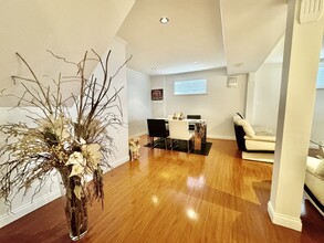 1088 Dunlop Ave in Burnaby, BC - Building Photo - Building Photo