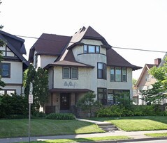 314 10th Ave SE in Minneapolis, MN - Building Photo