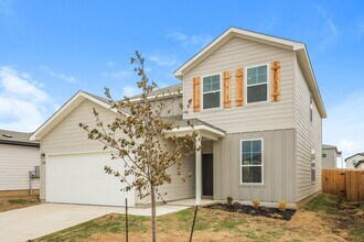 1350 Vallarta Centro in Converse, TX - Building Photo - Building Photo