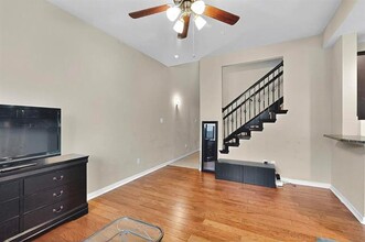 246 Barrington Ln in Lewisville, TX - Building Photo - Building Photo