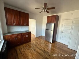 40 3rd St in New Rochelle, NY - Building Photo