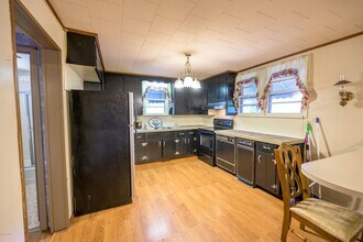 733 Falls Rd in Rocky Mount, NC - Building Photo - Building Photo