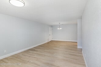 317 Sun Dial Ct in Cocoa, FL - Building Photo - Building Photo