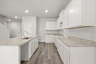 496 Shoreview Dr in Conroe, TX - Building Photo - Building Photo