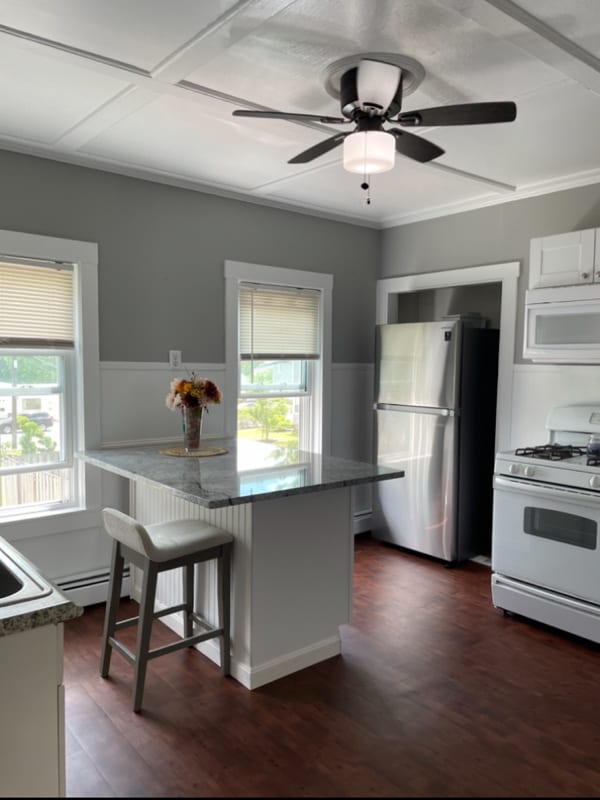 9 View St