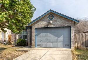 2518 Paddle Creek in San Antonio, TX - Building Photo