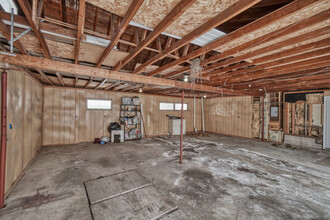 125 Maple St in Kingsford, MI - Building Photo - Building Photo