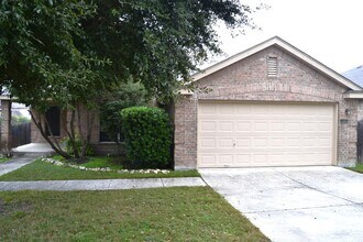 306 Bright Chase in San Antonio, TX - Building Photo - Building Photo