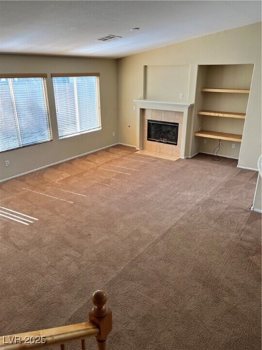 9319 Horseshoe Basin Ave in Las Vegas, NV - Building Photo