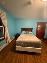 124 W Broadway in Bangor, ME - Building Photo