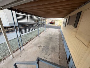 3601 E Wyoming Ave in Las Vegas, NV - Foto de edificio - Building Photo