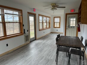319 Co Rd 26A in Stuyvesant, NY - Foto de edificio - Building Photo
