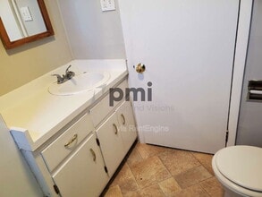 720 IL-121 in Mount Zion, IL - Building Photo - Building Photo