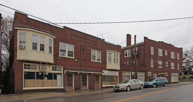 2125-2135 Williams Ave in Cincinnati, OH - Building Photo - Building Photo